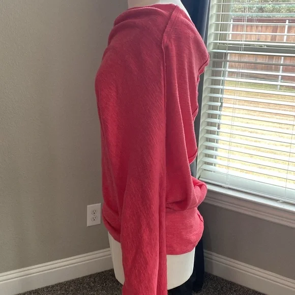 Coral off the shoulder sweater - Picture 4 of 5